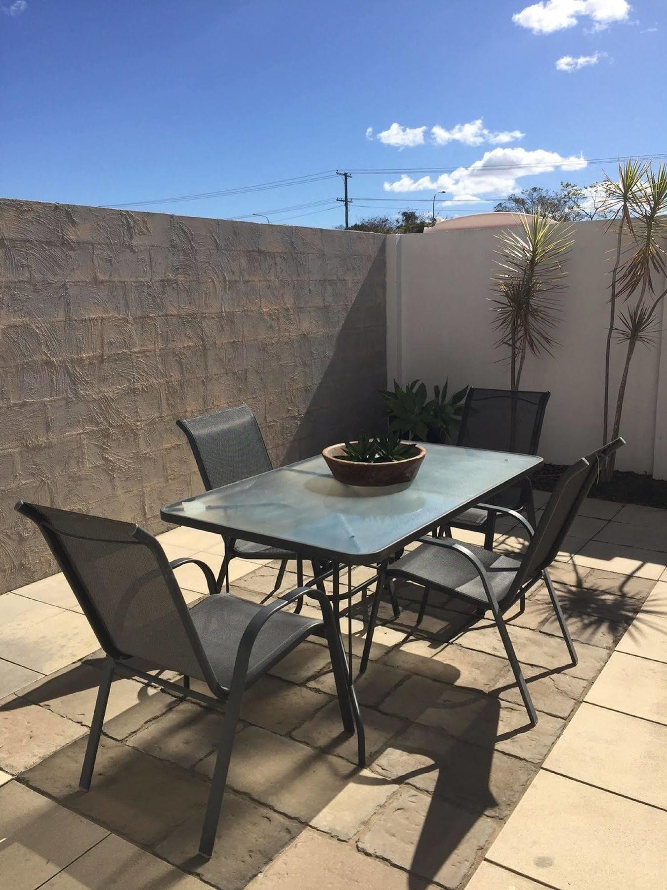 Alexandra Apartments Bundaberg Exterior foto